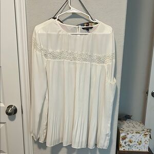 Elegant White Lace Blouse